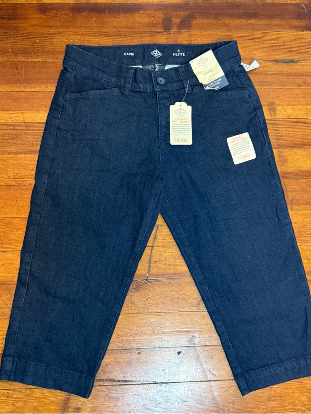 St. John's Bay Dark Blue Capris Petite